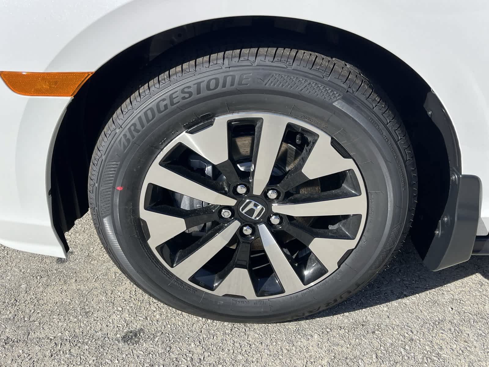 New 2027 Honda Odyssey EX-L image 7