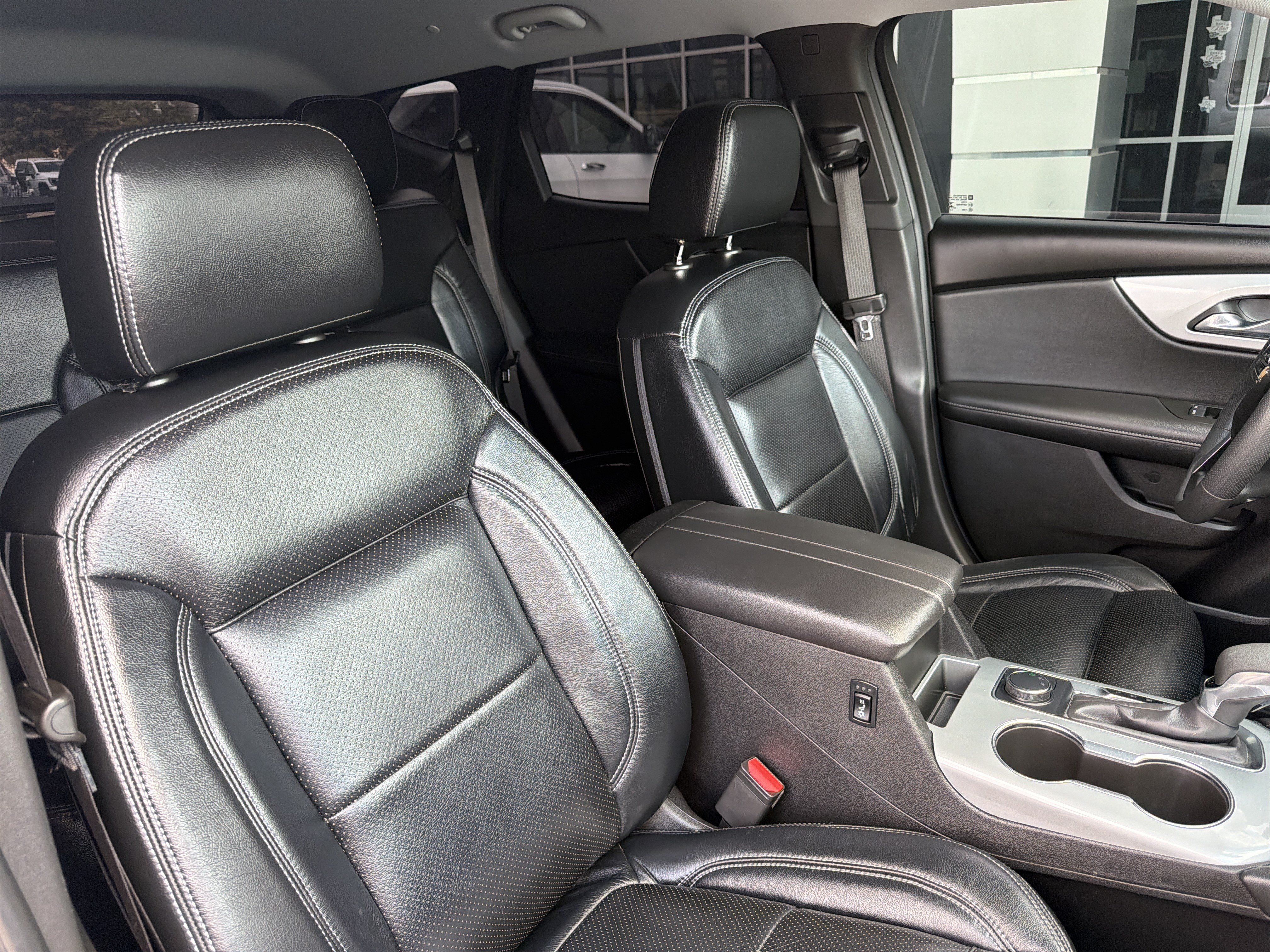 Used 2022 Chevrolet Blazer LT FWD image 7