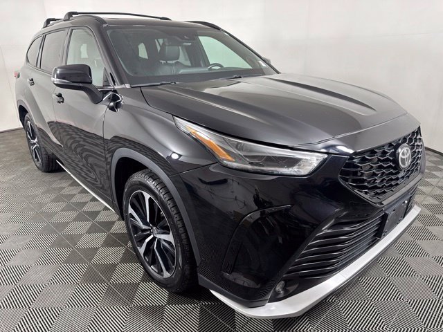 Used 2021 Toyota Highlander XSE AWD/4WD image 1