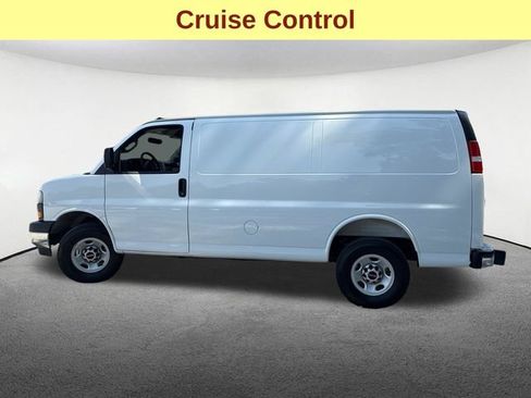 Used 2025 GMC Savana 2500 w/ Driver Convenience Package RWD image 6