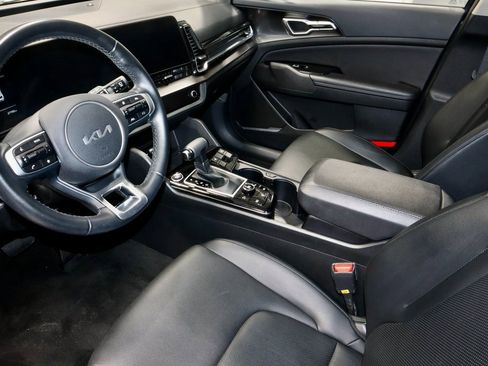 Used 2023 Kia Sportage EX image 24