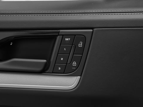 New 2026 Porsche Cayenne image 29