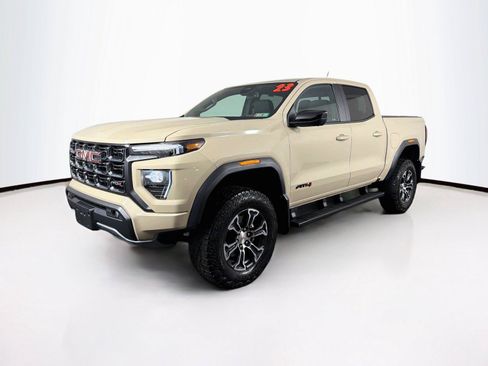 Used 2023 GMC Canyon AT4 w/ AT4 Premium Package AWD/4WD image 7