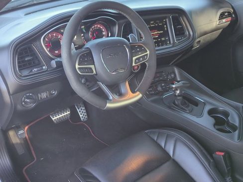 Used 2023 Dodge Challenger SRT Hellcat image 9