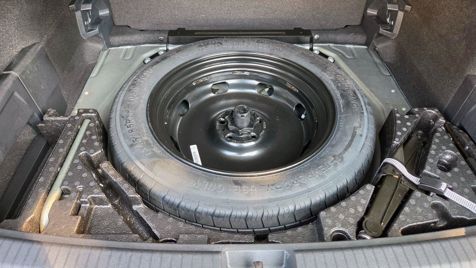 Certified 2023 Volkswagen Tiguan SE AWD/4WD image 59