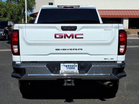 Used 2022 GMC Sierra 2500 SLE w/ SLE Value Package; RWD image 4