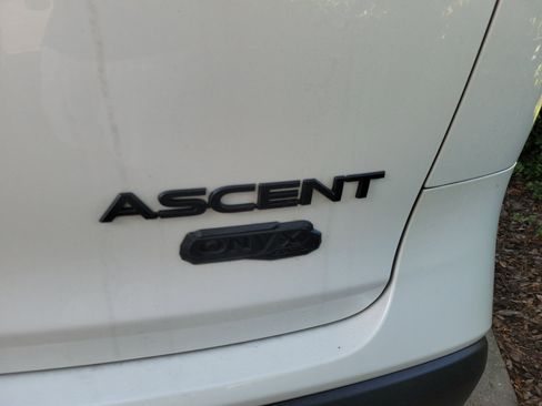 Used 2025 Subaru Ascent Onyx Edition AWD/4WD image 18