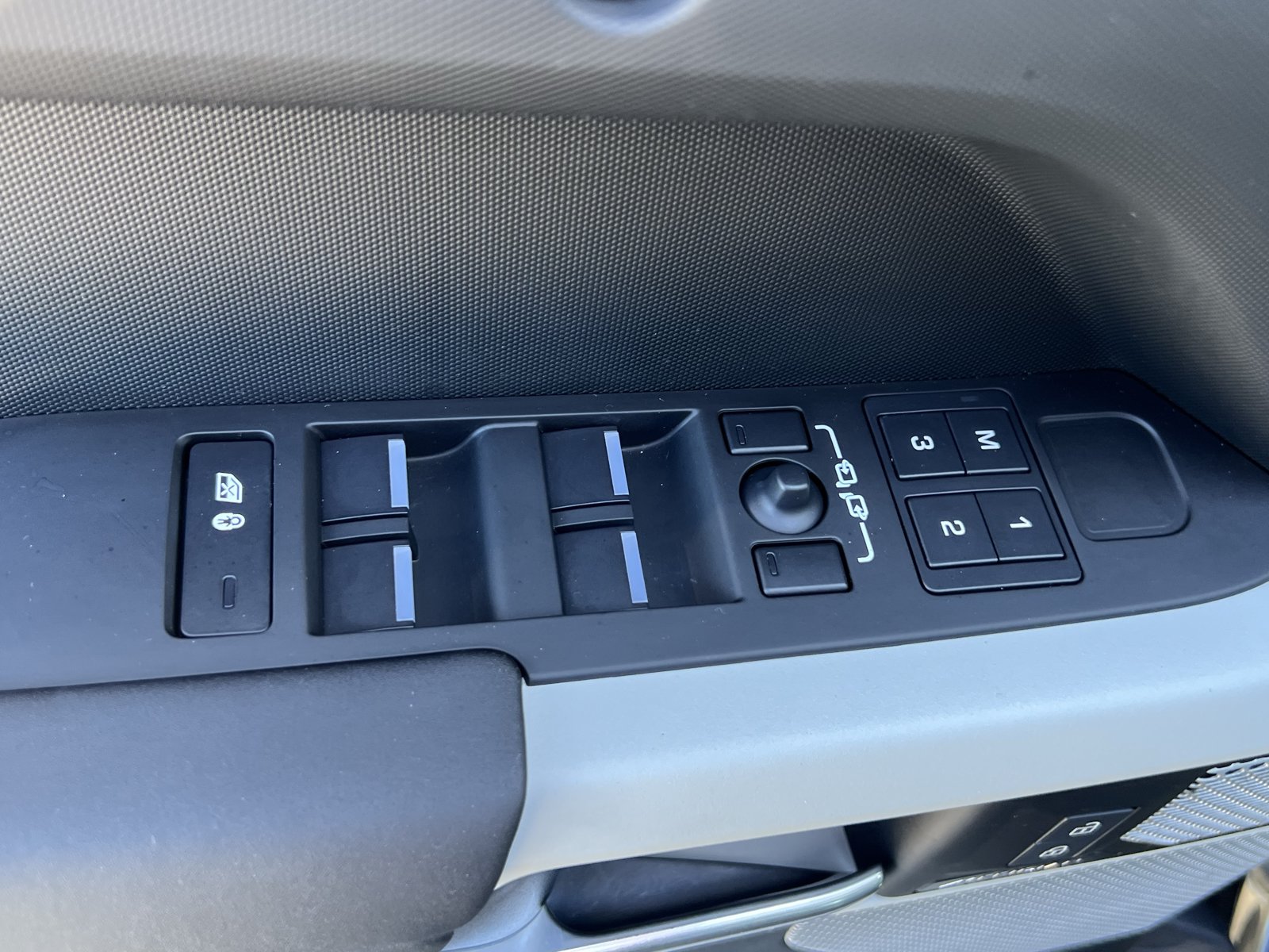Used 2024 Land Rover Defender 130 S AWD/4WD image 14