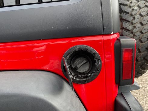 Used 2016 Jeep Wrangler Unlimited Sport w/ Quick Order Package 24S image 34