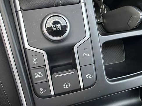 Used 2026 Kia Sorento S w/ S Panoramic Sunroof Package FWD image 22