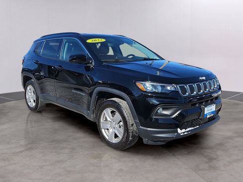 Used 2022 Jeep Compass Latitude w/ Convenience Group image 3