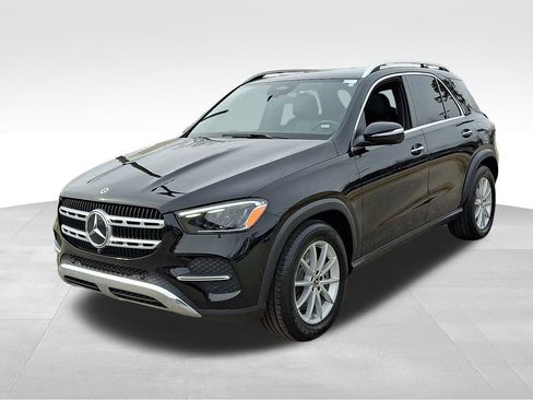 Used 2024 Mercedes-Benz GLE 450e 4MATIC image 3