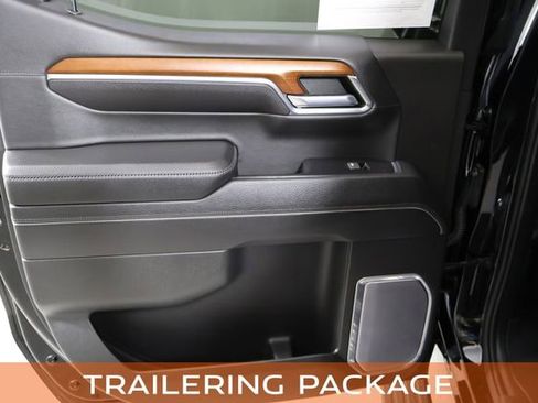 Used 2022 GMC Sierra 1500 Denali w/ Technology Package AWD/4WD image 18