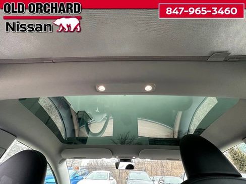 Used 2023 Tesla Model 3 Performance image 12