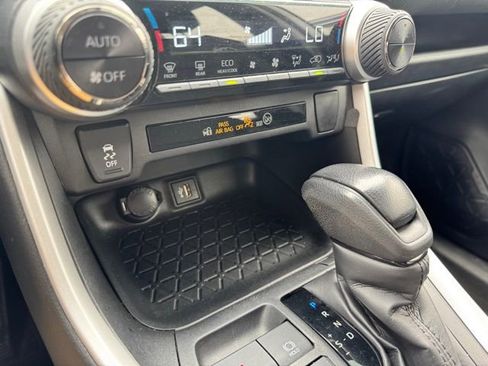 Used 2024 Toyota RAV4 XLE image 20