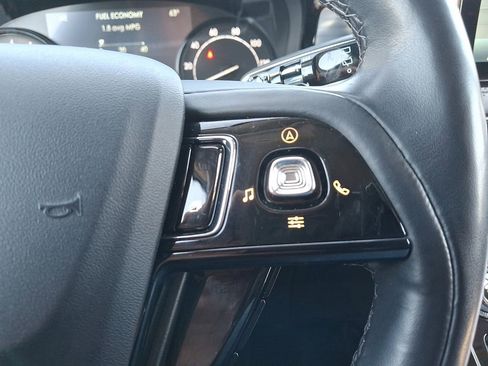 Used 2022 Lincoln Corsair AWD w/ Premium Package image 22