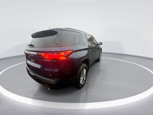 Used 2023 Chevrolet Traverse LT FWD image 8