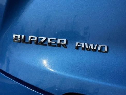 Used 2025 Chevrolet Blazer LT AWD/4WD image 7