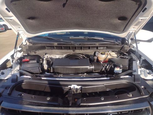 Used 2024 GMC Yukon AT4 w/ AT4 Premium Package image 12