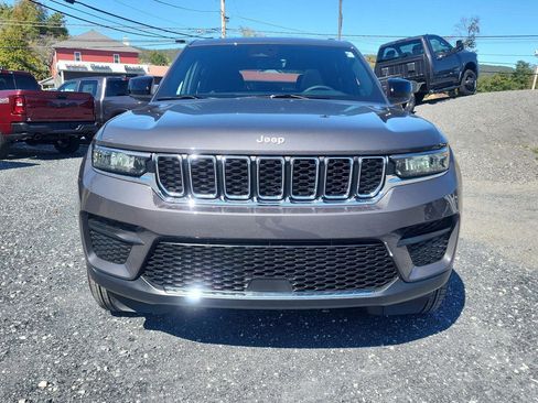 New 2025 Jeep Grand Cherokee Laredo X image 2