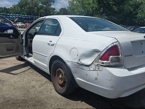 Used 2007 Ford Fusion S FWD image 10