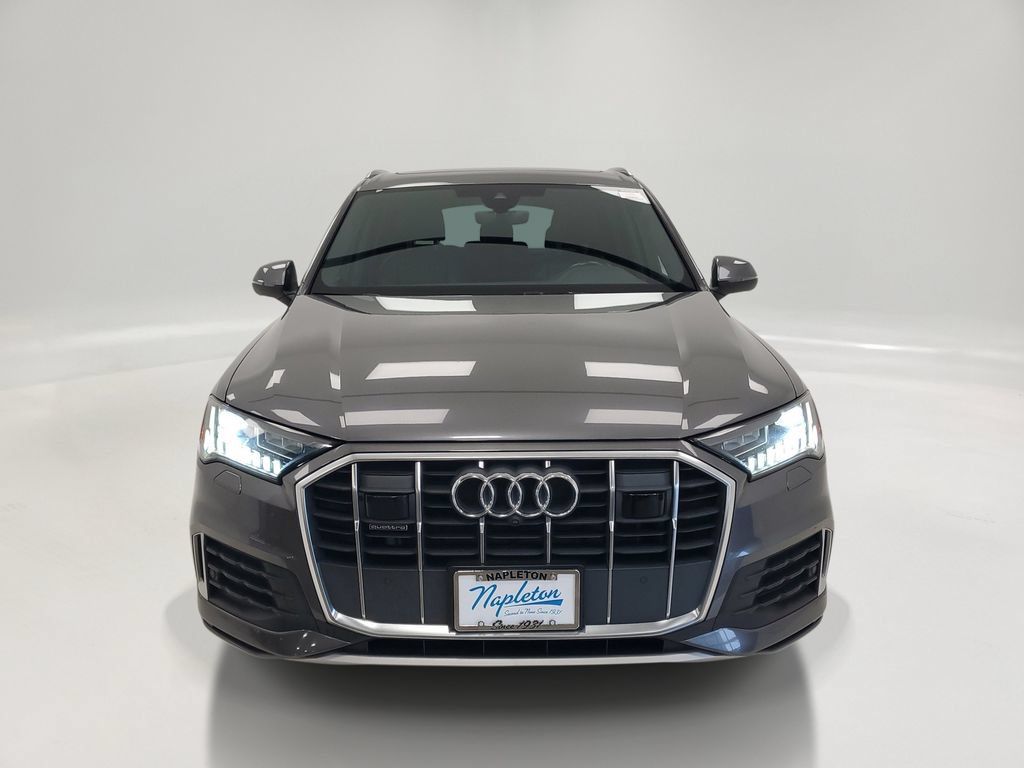 Used 2023 Audi Q7 2.0T Premium Plus w/ Premium Plus Package AWD/4WD image 2