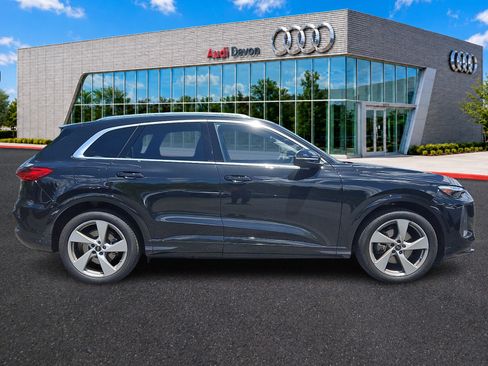 Certified 2025 Audi Q5 Prestige AWD/4WD image 7