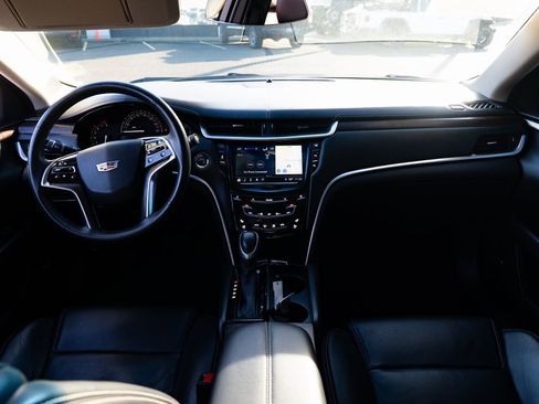 Used 2019 Cadillac XTS Luxury image 8