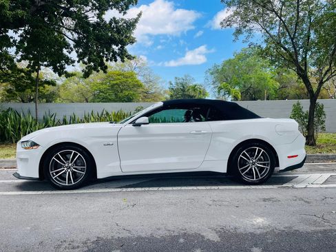 Used 2021 Ford Mustang GT Premium image 2