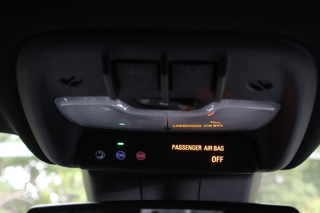 Certified 2025 GMC Canyon Denali AWD/4WD image 29