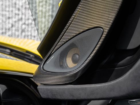 Used 2018 McLaren 570S Coupe image 4