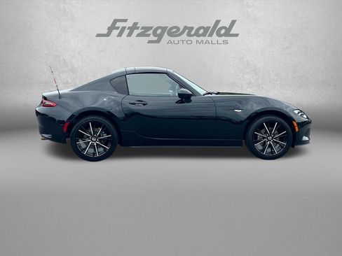 Used 2025 MAZDA MX-5 Miata RF Grand Touring RWD image 3