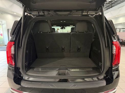 Used 2025 GMC Yukon Denali AWD/4WD image 10