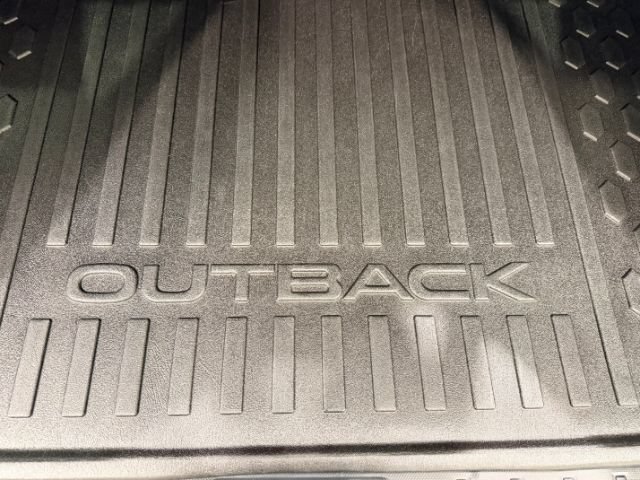 Used 2022 Subaru Outback Premium w/ Popular Package #1 AWD/4WD image 40