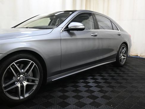 Used 2015 Mercedes-Benz S 550 Sedan image 8