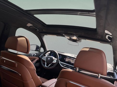 Used 2026 BMW ALPINA XB7 image 32