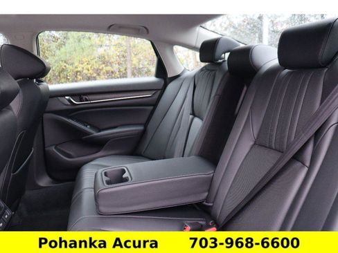 Used 2022 Honda Accord Touring image 27