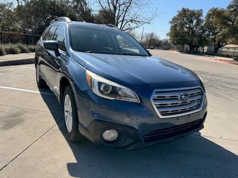 Used 2017 Subaru Outback 2.5i Premium AWD/4WD image 7