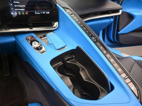 Used 2023 Chevrolet Corvette Stingray Premium Conv w/ Z51 Performance Package RWD image 14