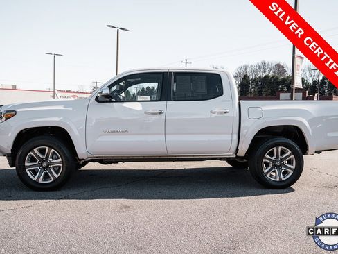 Certified 2018 Toyota Tacoma Limited image 4