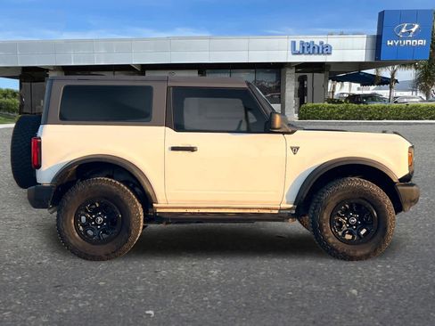 Used 2022 Ford Bronco 2-Door w/ Sasquatch Package image 8