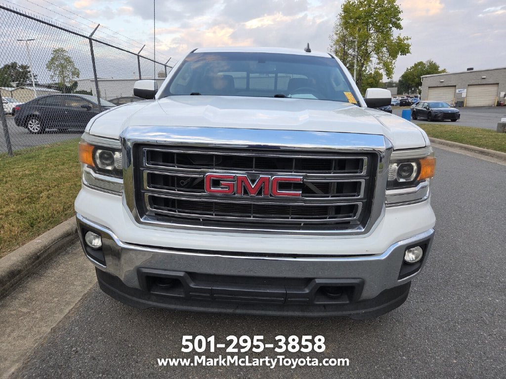 Used 2015 GMC Sierra 1500 SLE w/ SLE Value Package AWD/4WD image 2