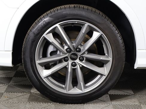 Used 2024 Audi Q3 2.0T Premium Plus w/ Premium Plus Package image 20