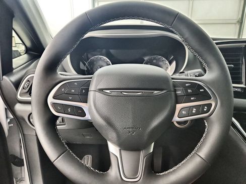 New 2027 Chrysler Pacifica LX FWD image 21