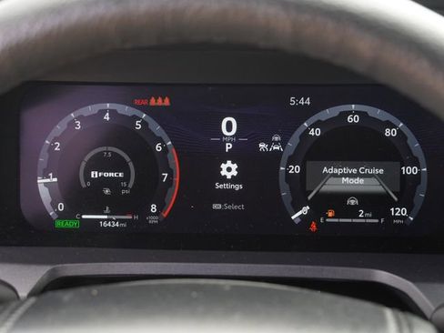 Used 2024 Toyota Tacoma 4x4 Double Cab Hybrid image 33