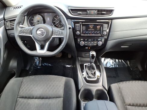 Used 2019 Nissan Rogue SV AWD/4WD image 13