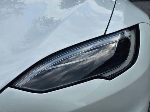 Used 2023 Tesla Model S AWD/4WD image 28