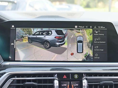 Used 2022 BMW X7 M50i w/ Executive Package AWD/4WD image 22