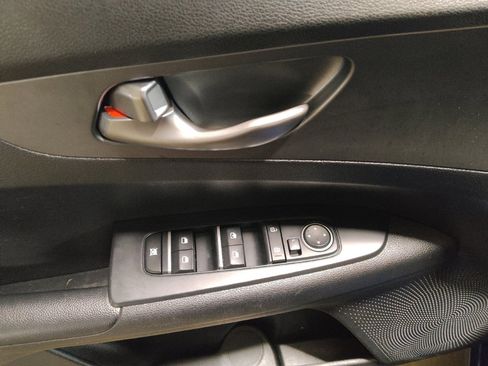 Used 2020 Kia Forte LXS image 27