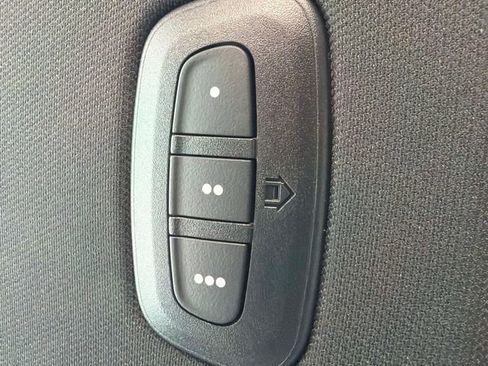 New 2026 RAM 1500 4x4 Crew Cab image 31